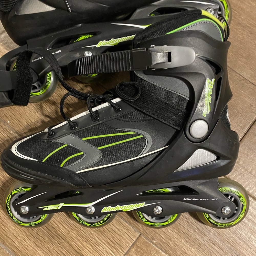 Men’s rollerblades size 12